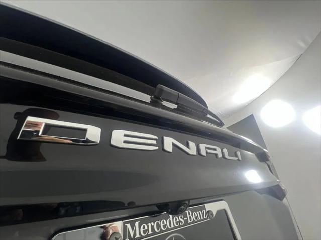 2024 GMC Acadia AWD Denali
