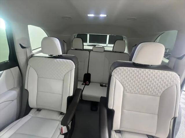 2024 GMC Acadia AWD Denali