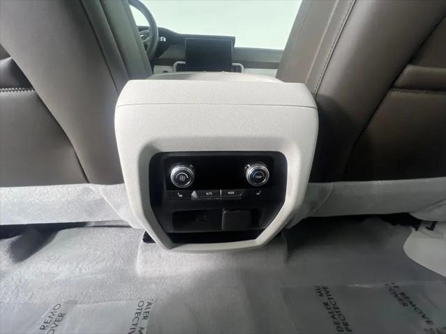 2024 GMC Acadia AWD Denali