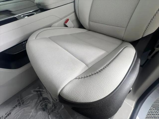 2024 GMC Acadia AWD Denali