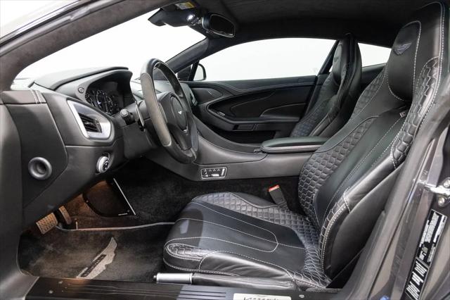 2015 Aston Martin Vanquish Standard