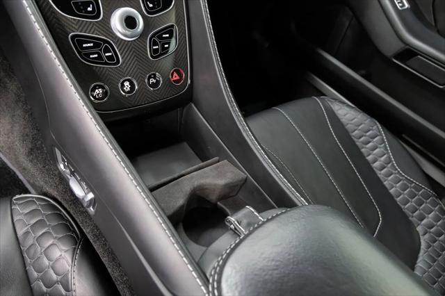 2015 Aston Martin Vanquish Standard