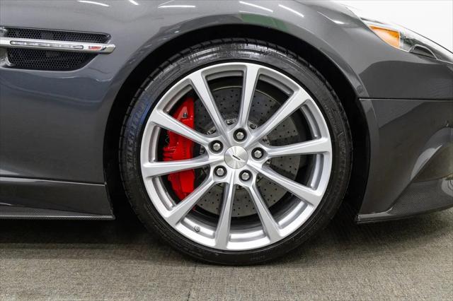 2015 Aston Martin Vanquish Standard