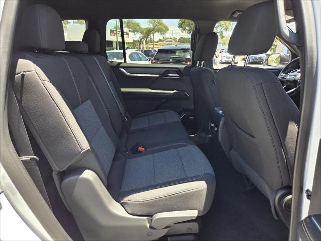 2025 GMC Acadia FWD Elevation