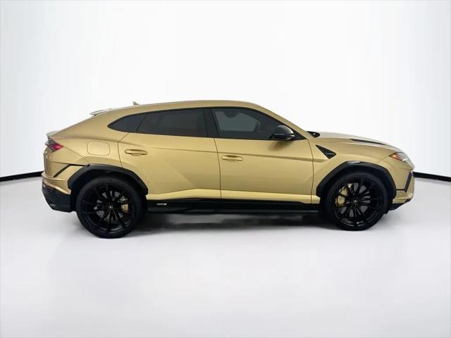 2024 Lamborghini Urus S
