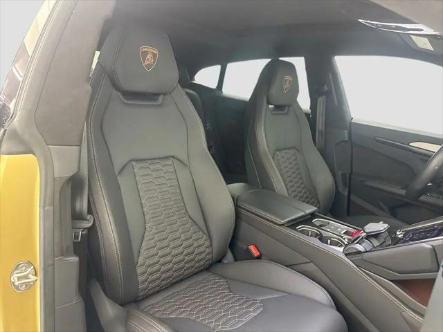 2024 Lamborghini Urus S
