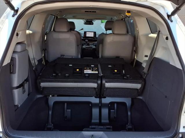 2023 Toyota Sienna XLE