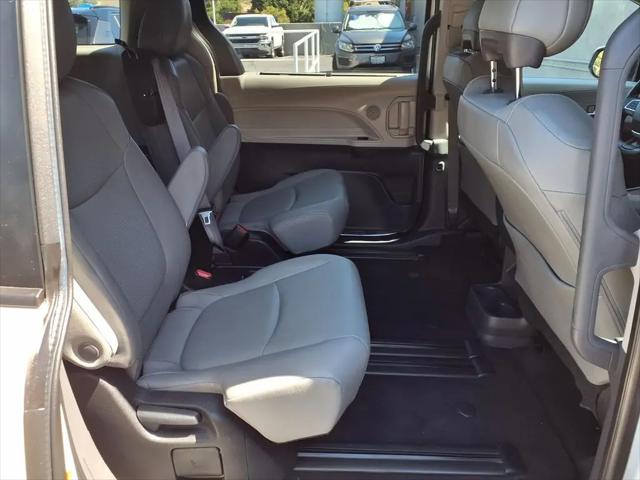 2023 Toyota Sienna XLE