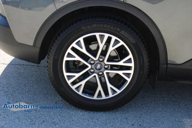 2020 Ford Escape SEL