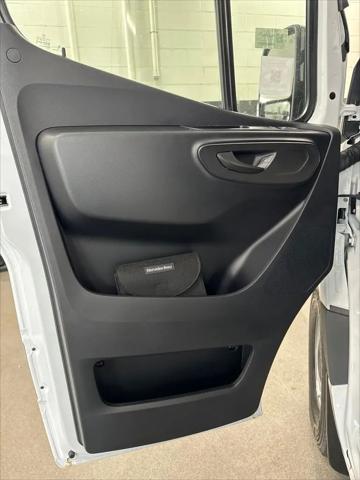 2026 Mercedes-Benz Sprinter 2500 Standard Roof 4-Cyl Diesel