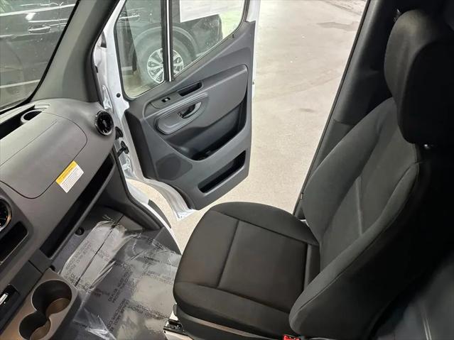 2026 Mercedes-Benz Sprinter 2500 Standard Roof 4-Cyl Diesel