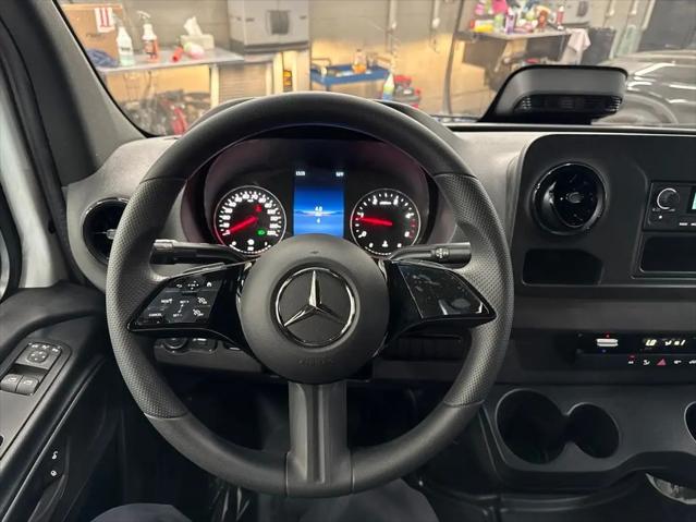 2026 Mercedes-Benz Sprinter 2500 Standard Roof 4-Cyl Diesel
