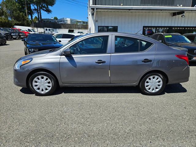 2016 Nissan Versa 1.6 S+