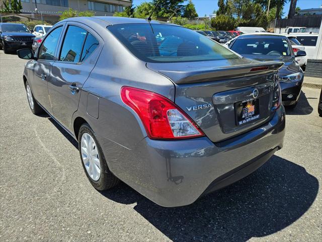 2016 Nissan Versa 1.6 S+