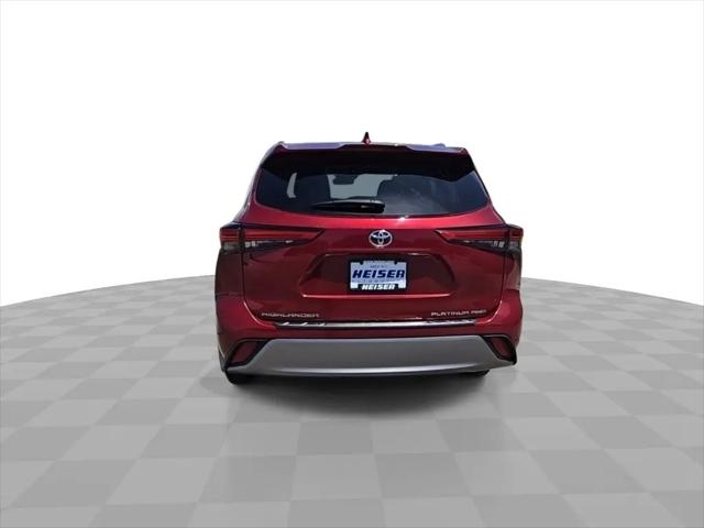 2022 Toyota Highlander Platinum