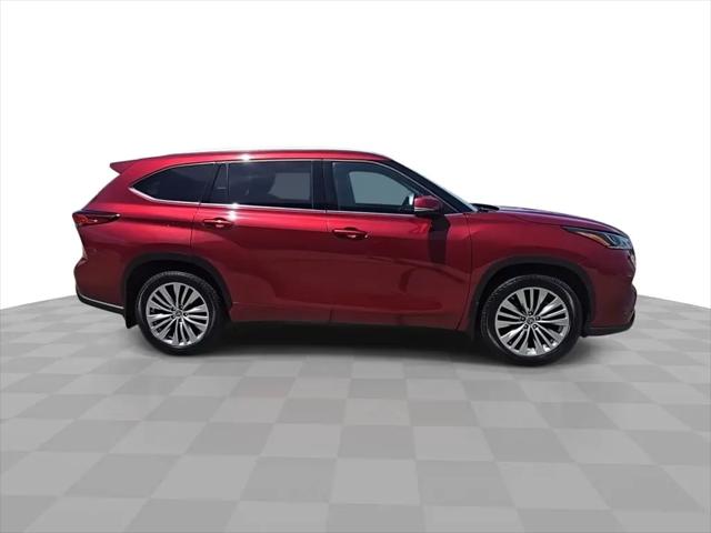 2022 Toyota Highlander Platinum