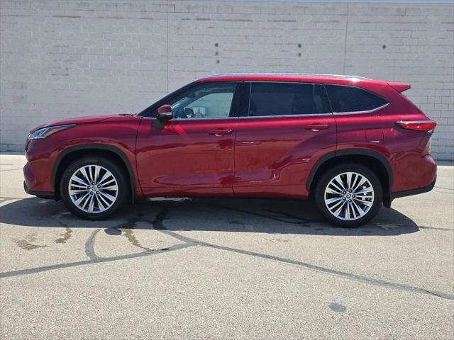2022 Toyota Highlander Platinum