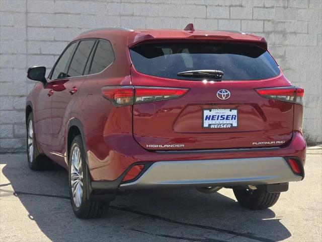 2022 Toyota Highlander Platinum