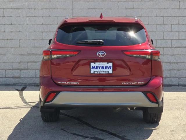 2022 Toyota Highlander Platinum