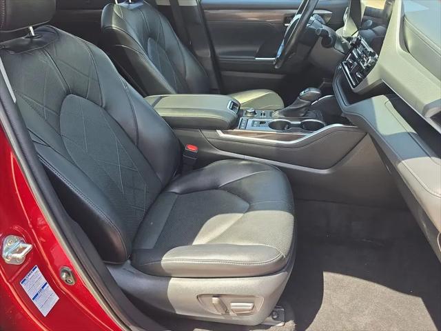 2022 Toyota Highlander Platinum