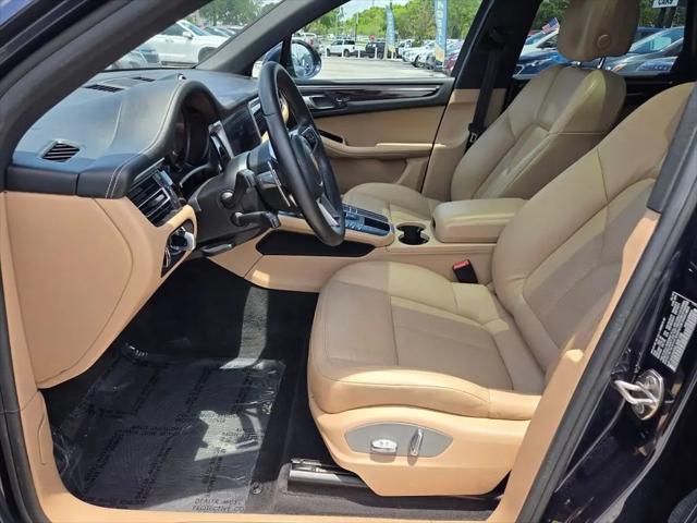 2019 Porsche Macan Macan