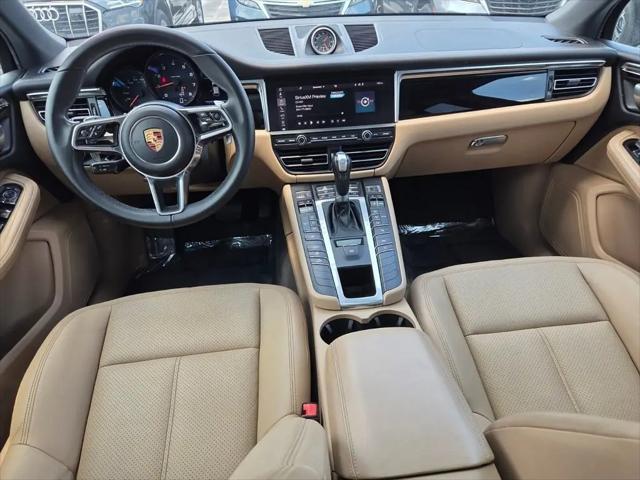 2019 Porsche Macan Macan