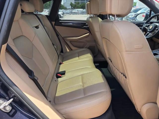 2019 Porsche Macan Macan