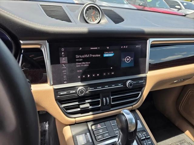 2019 Porsche Macan Macan