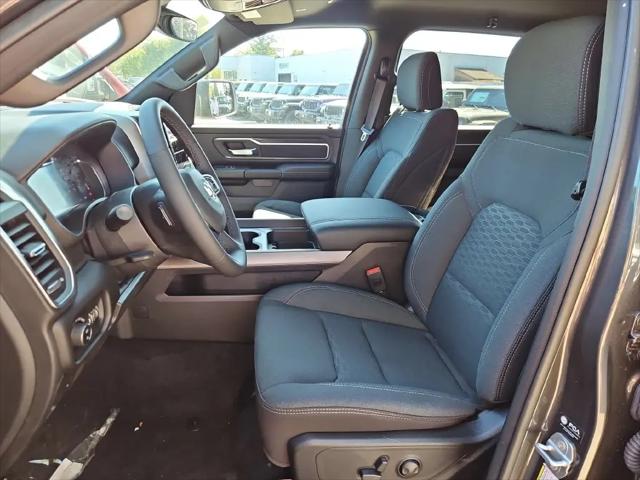 2026 Ram 1500 Big Horn Crew Cab 4x4 64 Box