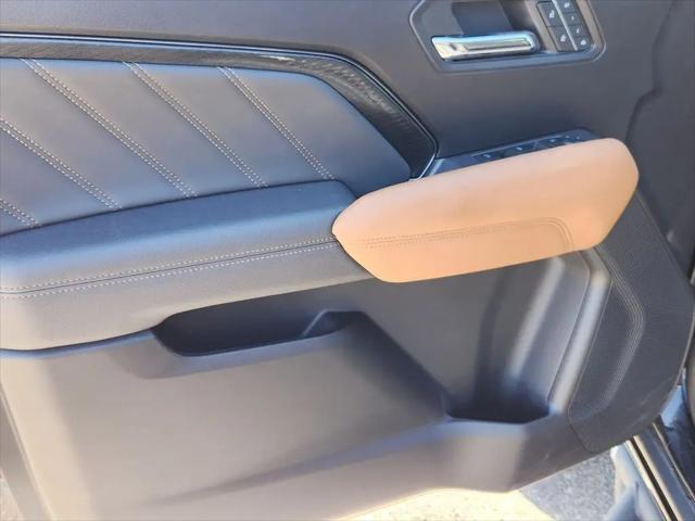 2023 GMC Canyon 4WD Crew Cab Short Box AT4