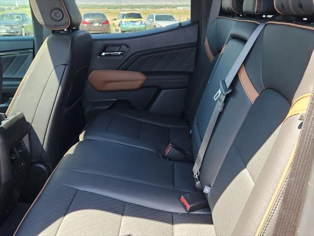 2023 GMC Canyon 4WD Crew Cab Short Box AT4
