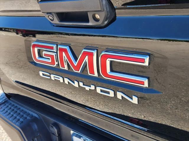 2023 GMC Canyon 4WD Crew Cab Short Box AT4