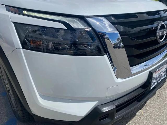 2025 Nissan Pathfinder SV FWD
