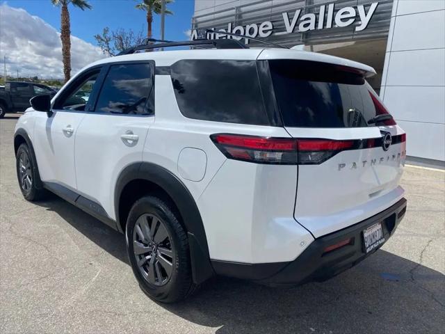 2025 Nissan Pathfinder SV FWD