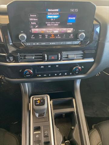 2025 Nissan Pathfinder SV FWD