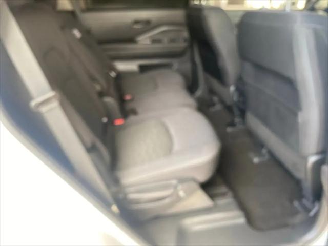2025 Nissan Pathfinder SV FWD