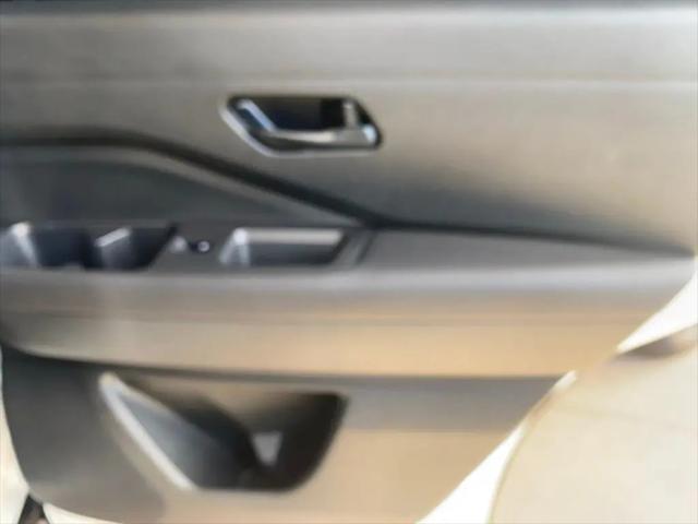2025 Nissan Pathfinder SV FWD