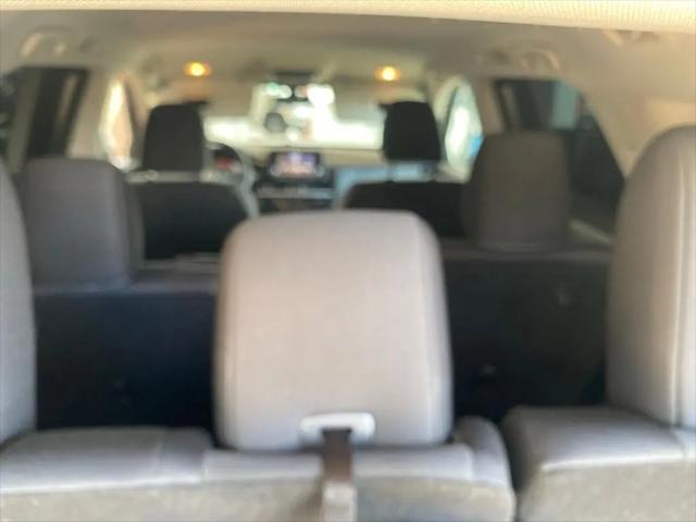 2025 Nissan Pathfinder SV FWD