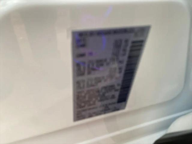 2025 Nissan Pathfinder SV FWD