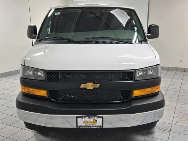 2026 Chevrolet Express Cargo Van 2500 Regular Wheelbase, WT, RWD