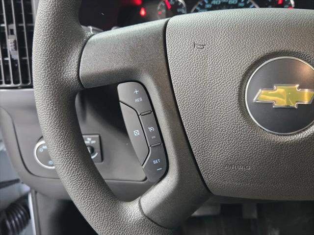 2026 Chevrolet Express Cargo Van 2500 Regular Wheelbase, WT, RWD