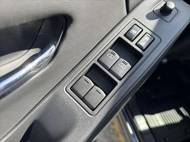 2026 Nissan Frontier Crew Cab SV 4x2