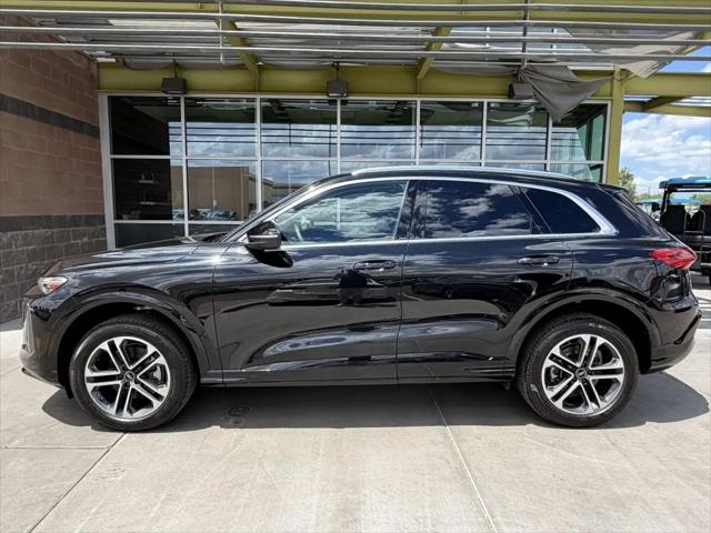 2025 Audi Q5 Premium TFSI quattro S tronic