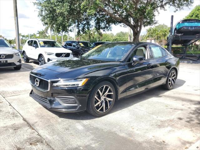 2019 Volvo S60 T5 Momentum