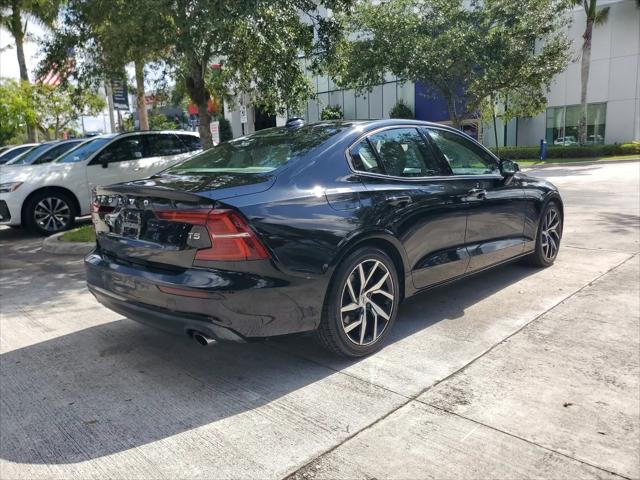 2019 Volvo S60 T5 Momentum