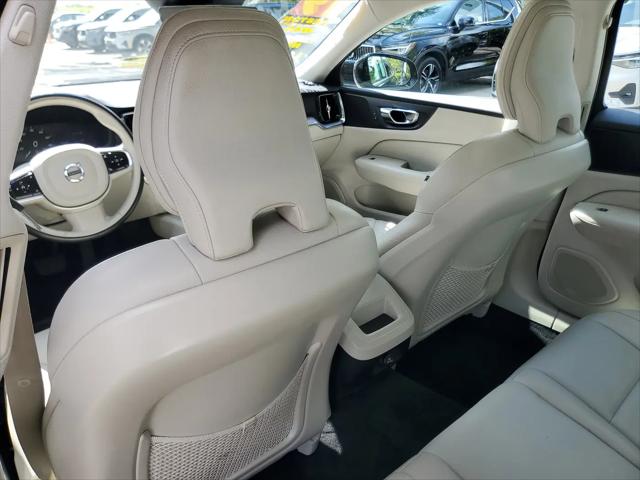 2019 Volvo S60 T5 Momentum