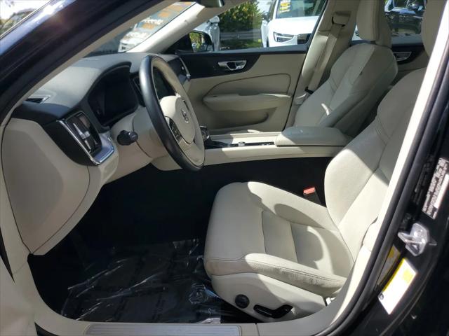 2019 Volvo S60 T5 Momentum
