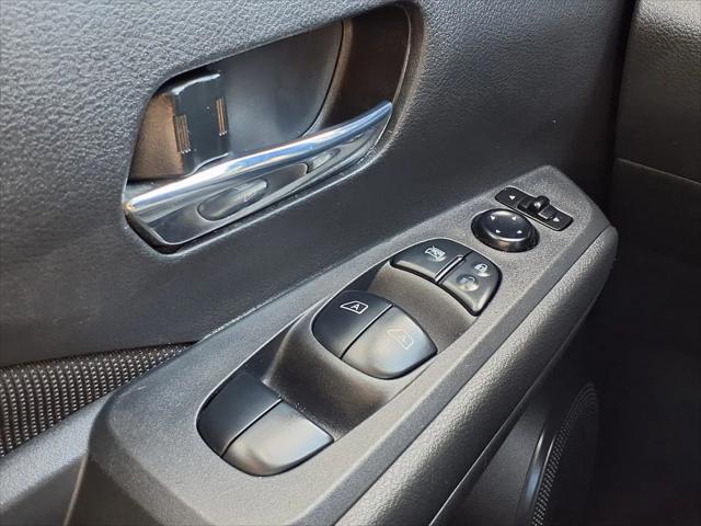 2021 Nissan Kicks SV Xtronic CVT