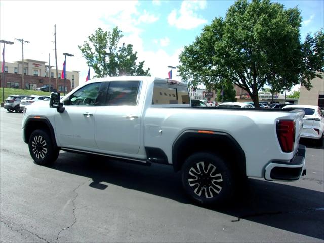 2026 GMC Sierra 2500HD Crew Cab, Standard Bed, Denali Ultimate, 4WD
