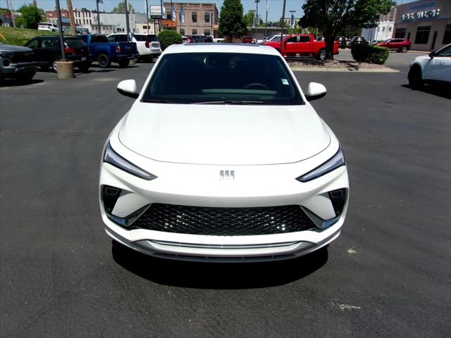 2026 Buick NV Avenir FWD